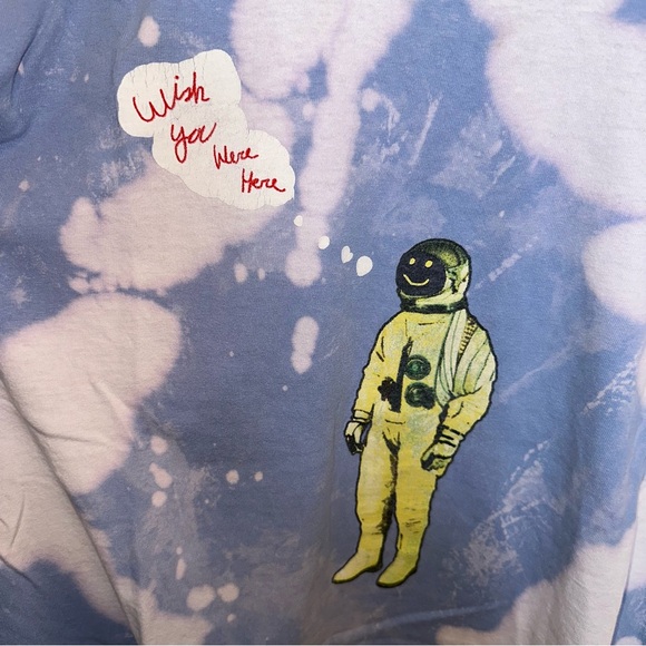 AstroWorld “Wish You Were Here” Tee - Picture 5 of 5